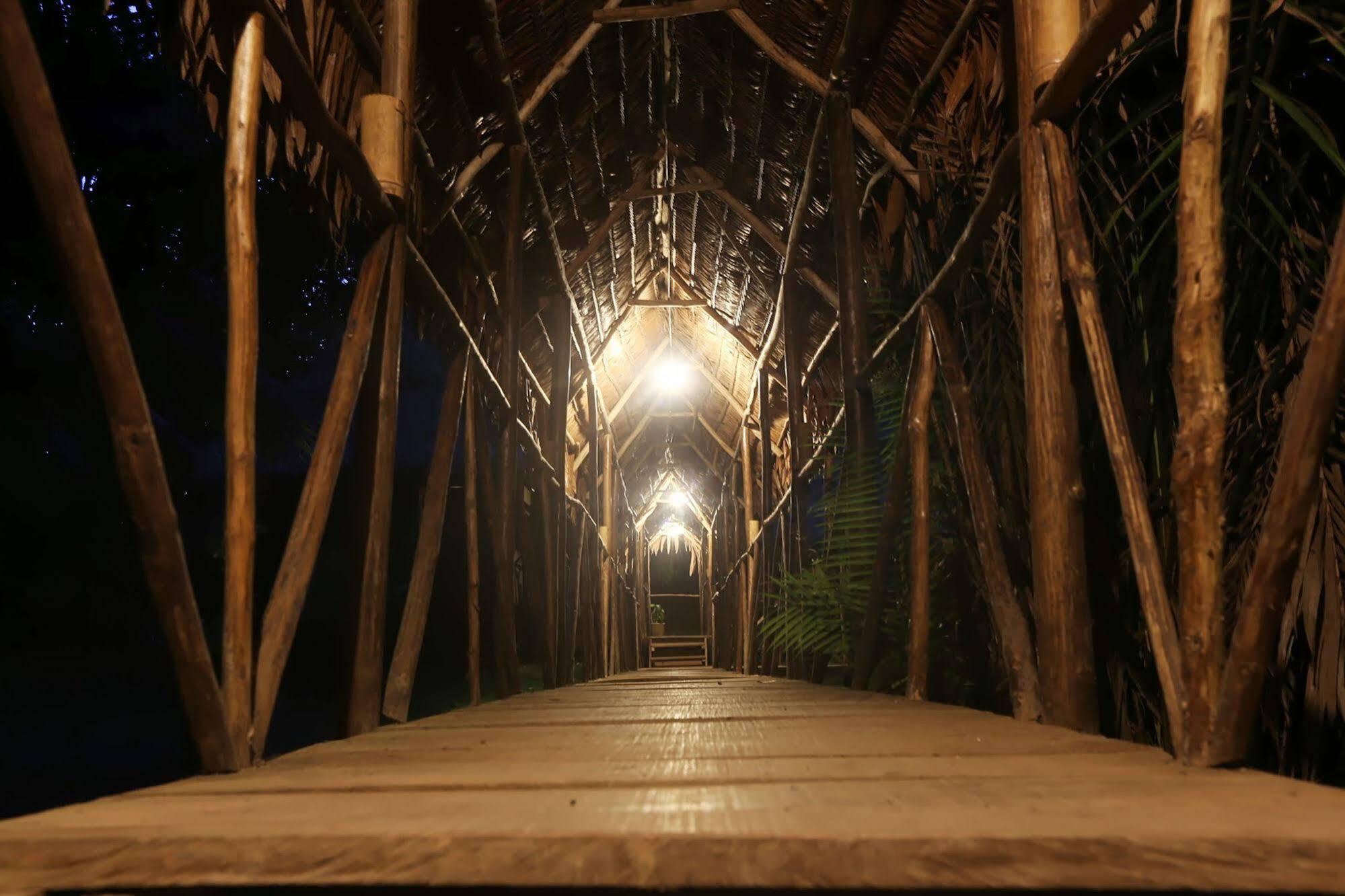 Maniti Expeditions Eco Lodge 이키토스 외부 사진
